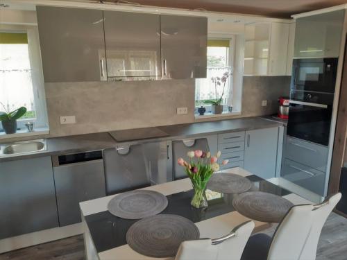 91371294 2852986344814521 2661354705187241984 n